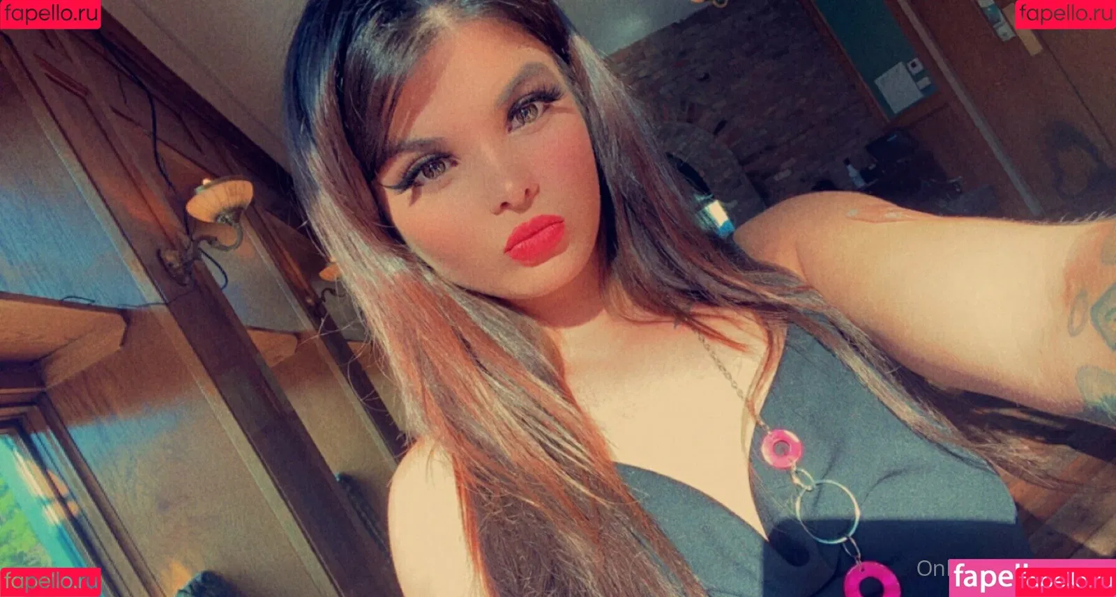 cagegirl15 Onlyfans Photo Gallery 