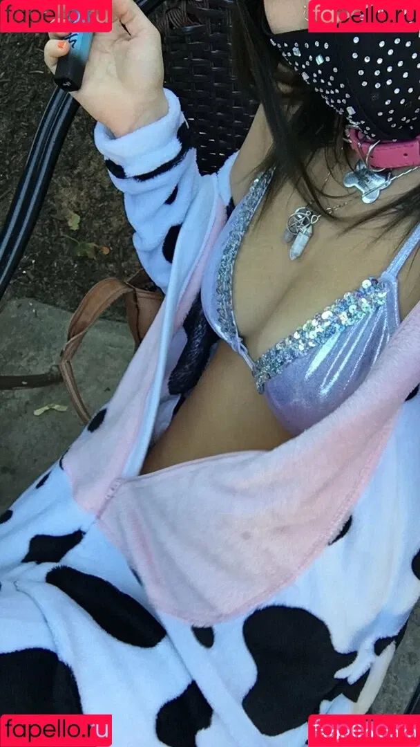 cagegirl15 Onlyfans Photo Gallery 