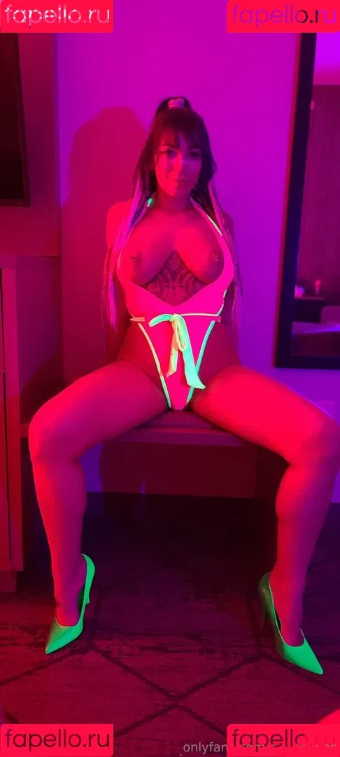 s_l_beyond Onlyfans Photo Gallery 