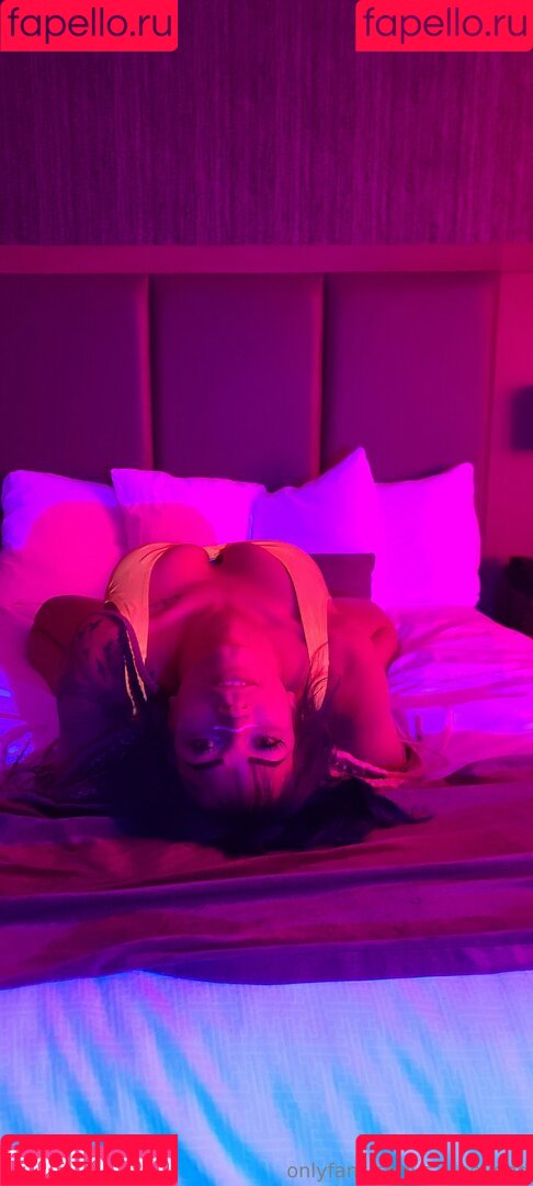 s_l_beyond Onlyfans Photo Gallery 