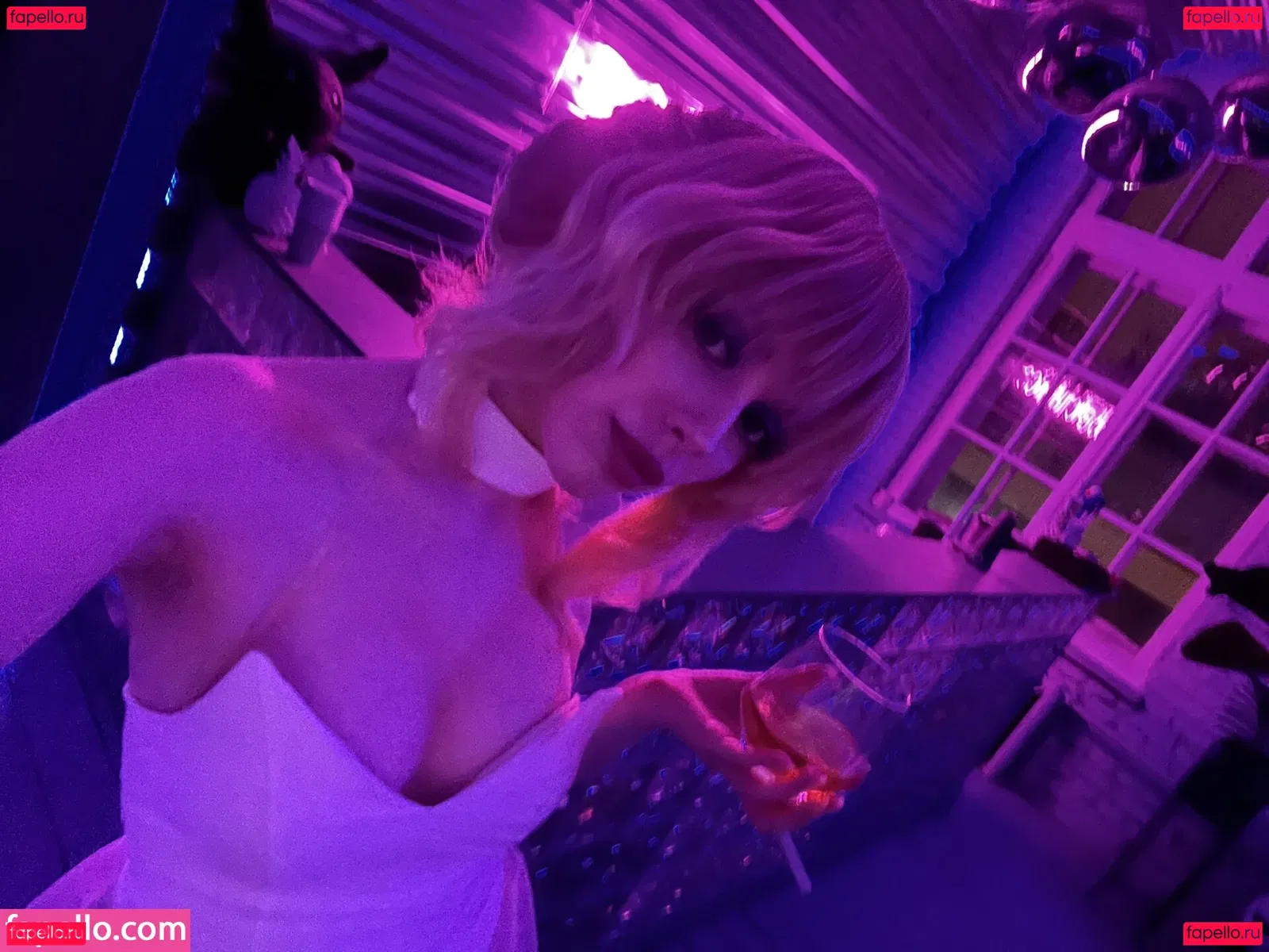 Daria Rooz Onlyfans Photo Gallery 