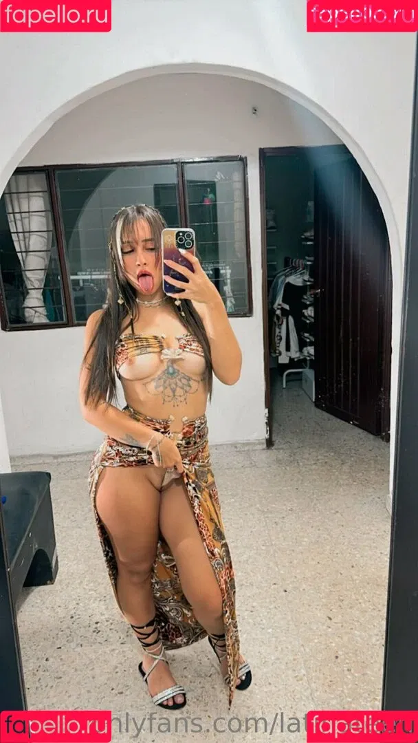 Jhoana Orozco Onlyfans Photo Gallery 