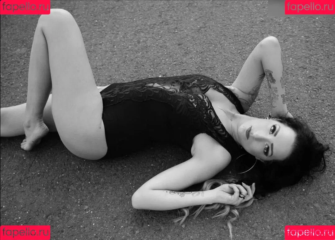 SlinaK Onlyfans Photo Gallery 
