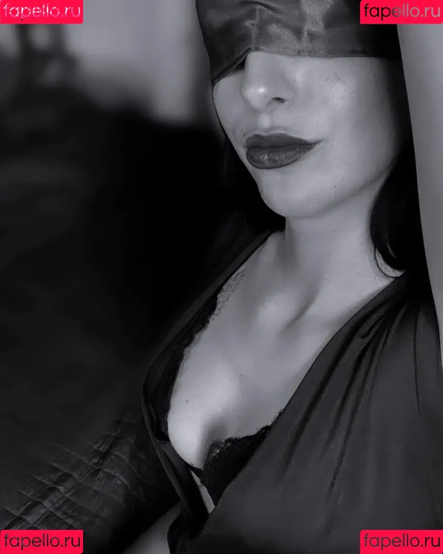 SlinaK Onlyfans Photo Gallery 