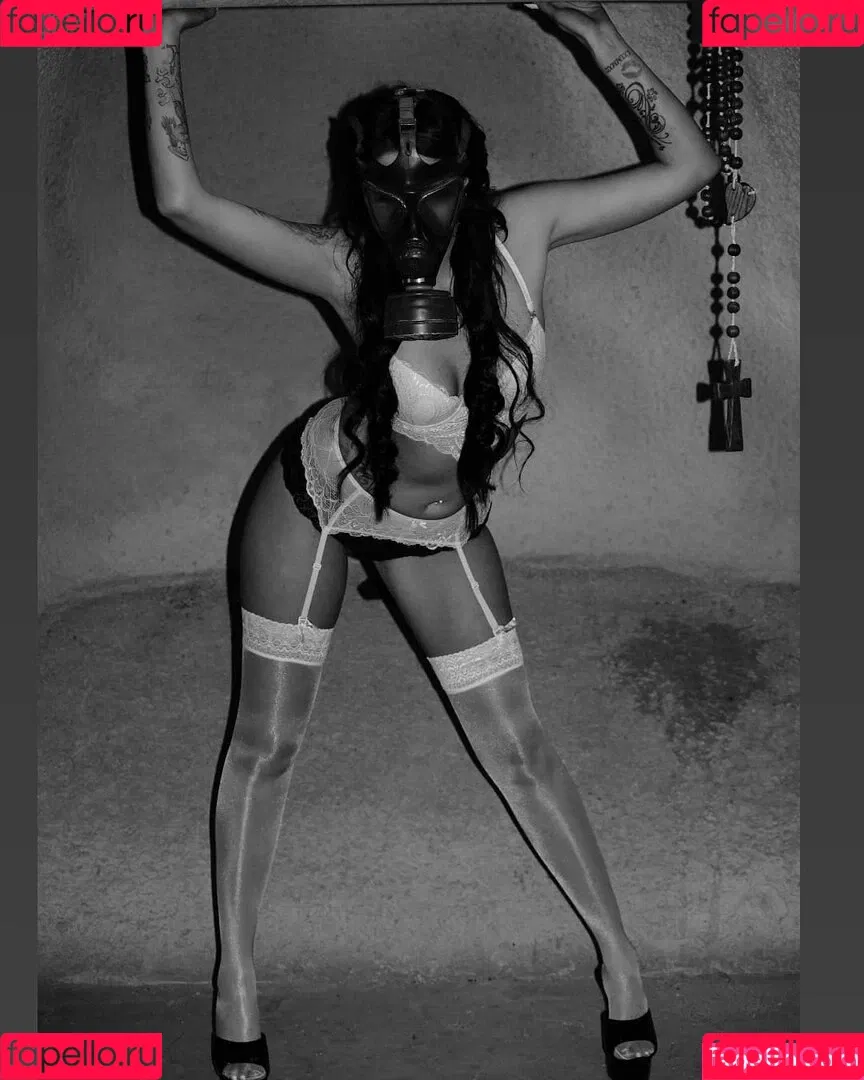 SlinaK Onlyfans Photo Gallery 