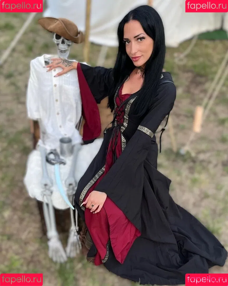SlinaK Onlyfans Photo Gallery 