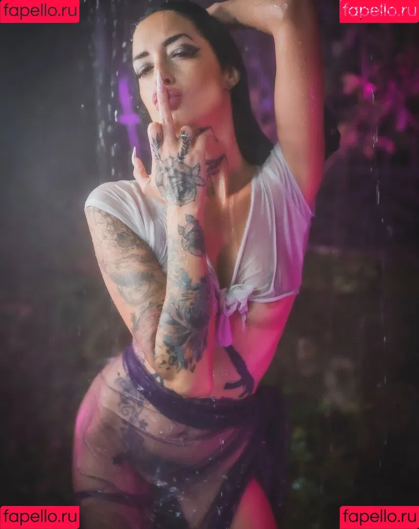 SlinaK Onlyfans Photo Gallery 