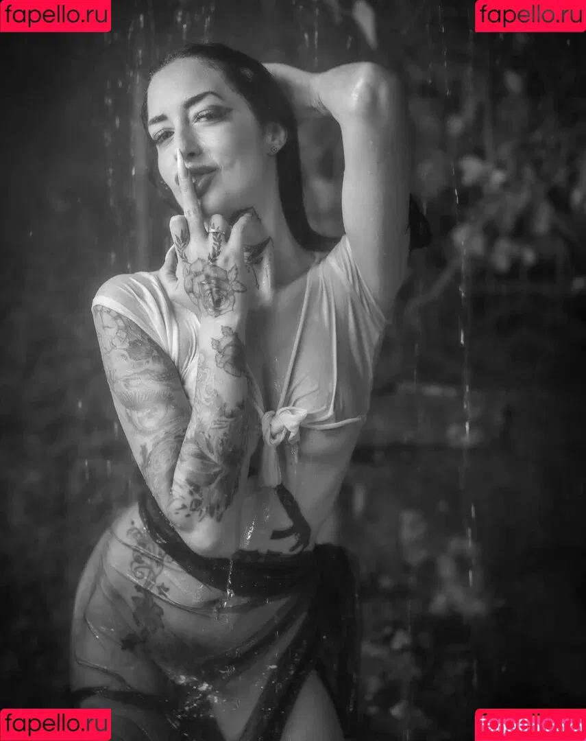 SlinaK Onlyfans Photo Gallery 
