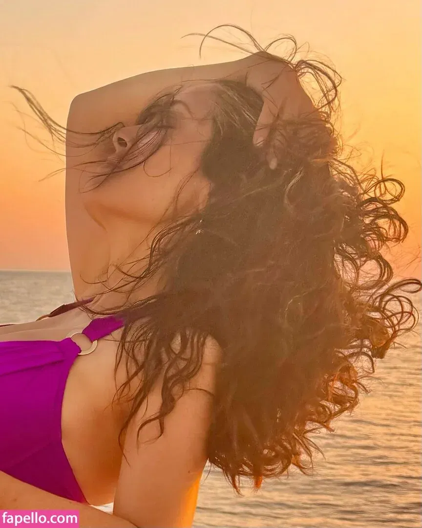 SlinaK Onlyfans Photo Gallery 