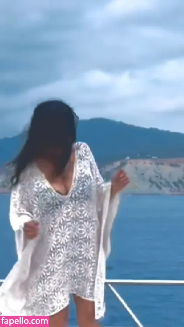 SlinaK Onlyfans Photo Gallery 