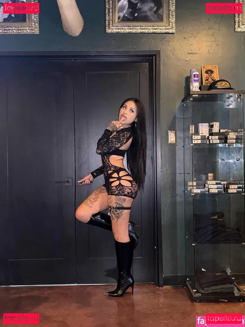 Isla Moon Onlyfans Photo Gallery 