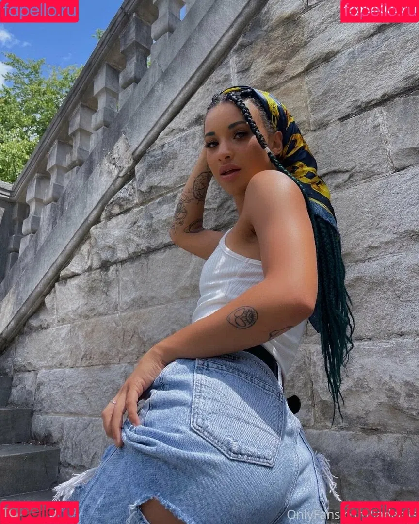jadealis Onlyfans Photo Gallery 