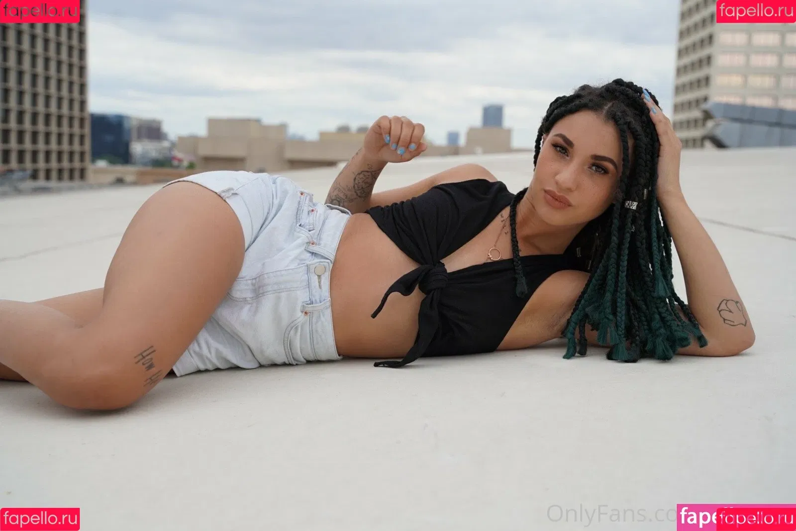 jadealis Onlyfans Photo Gallery 