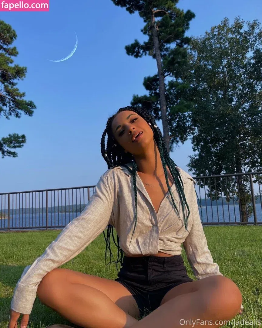 jadealis Onlyfans Photo Gallery 