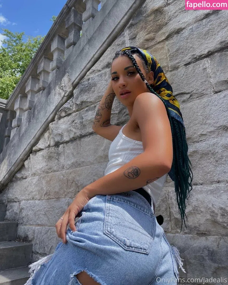 jadealis Onlyfans Photo Gallery 