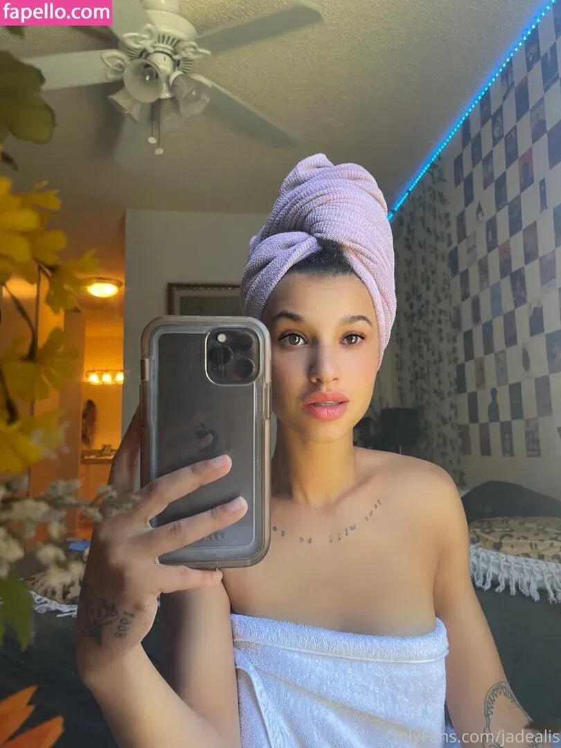 jadealis Onlyfans Photo Gallery 