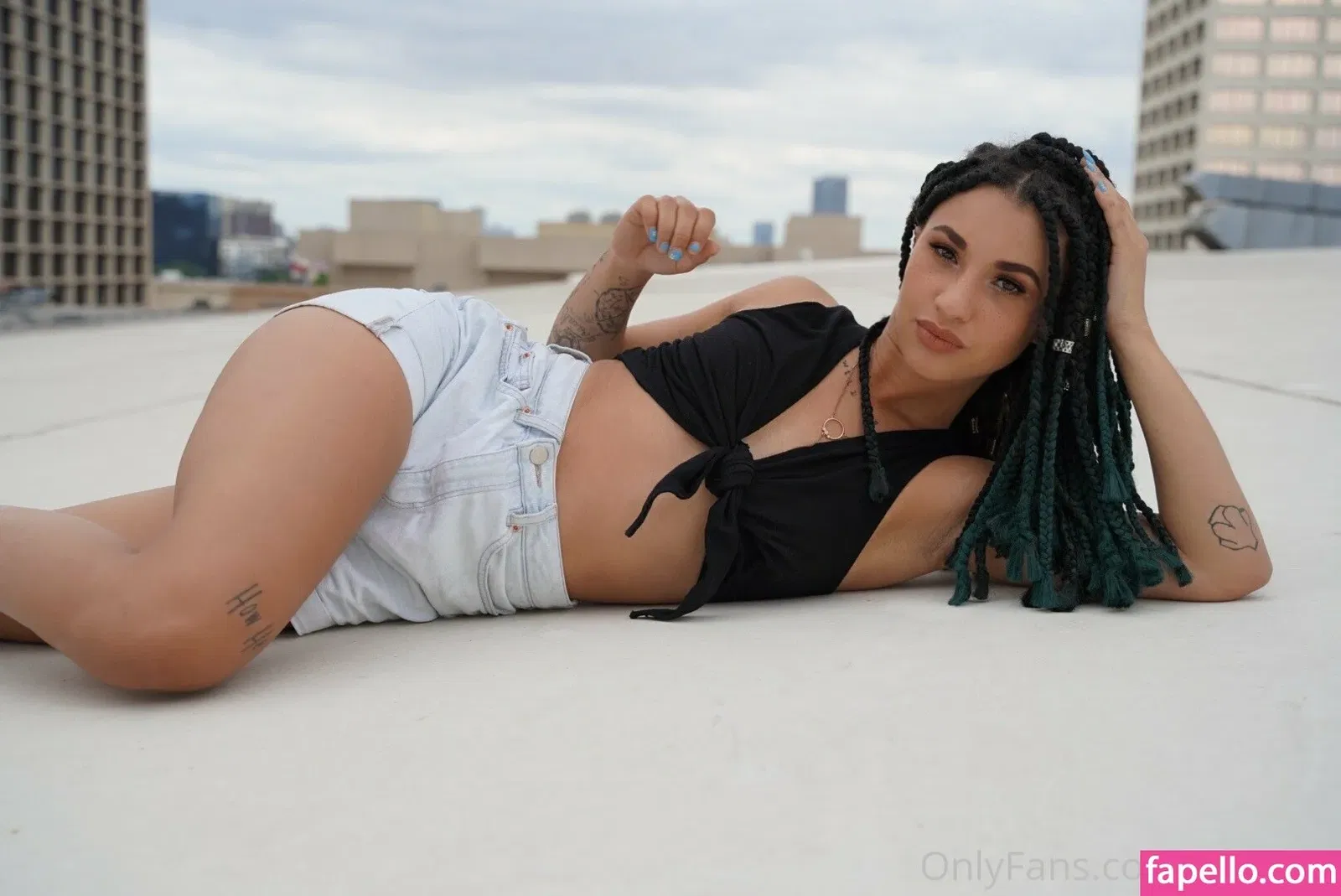 jadealis Onlyfans Photo Gallery 