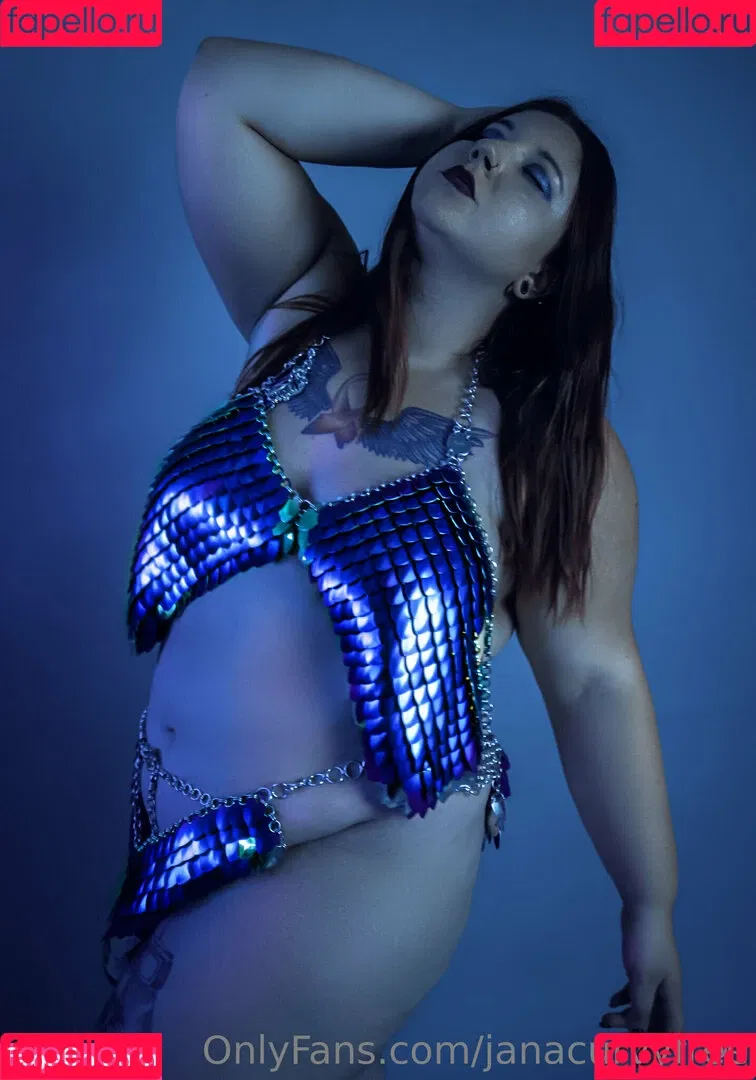 janacurvyfree Onlyfans Photo Gallery 