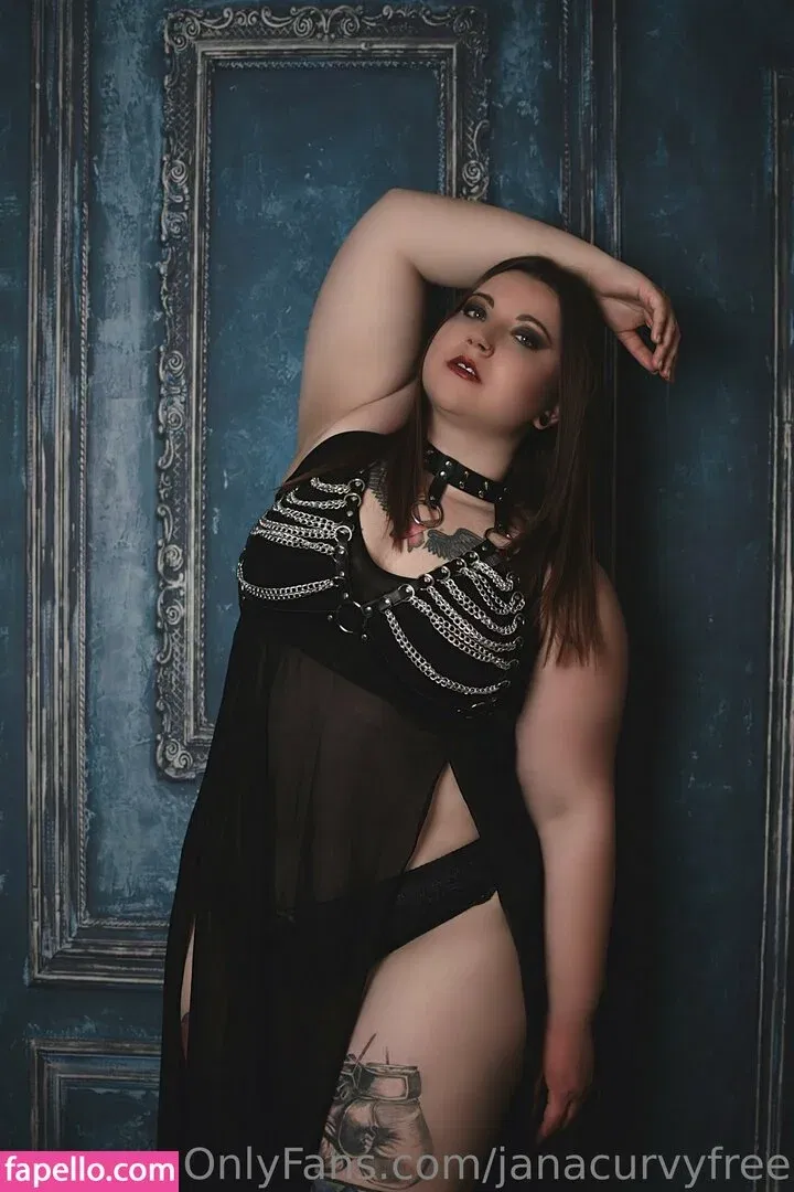 janacurvyfree Onlyfans Photo Gallery 