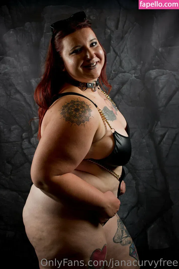 janacurvyfree Onlyfans Photo Gallery 