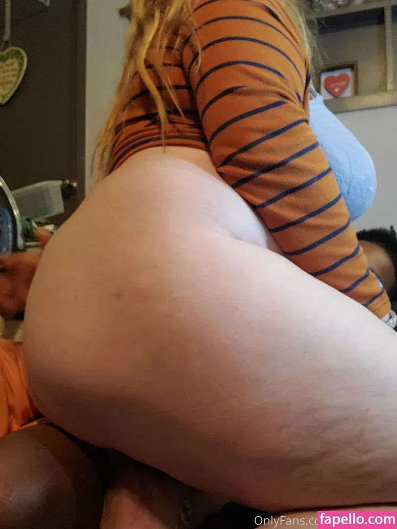 ashtonivey Onlyfans Photo Gallery 