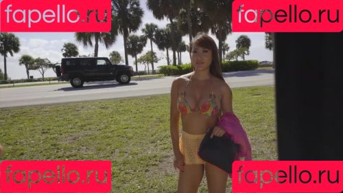 Elle Rain Onlyfans Photo Gallery 