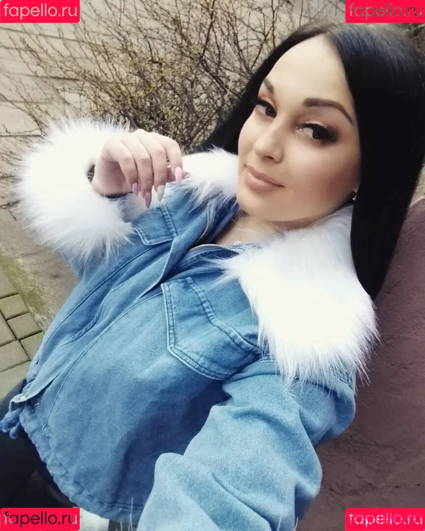 Ariana Zolotareva Onlyfans Photo Gallery 