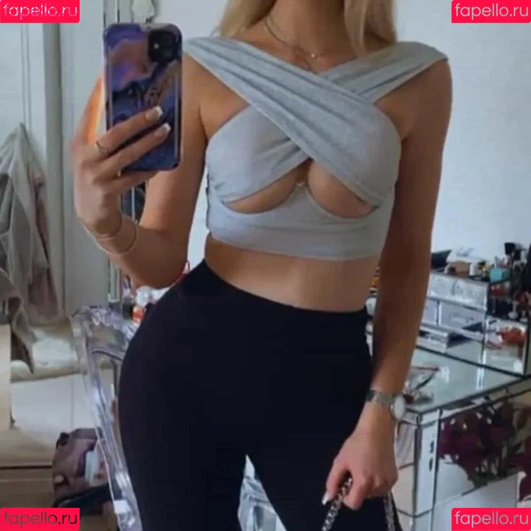 Holly Flintham Onlyfans Photo Gallery 