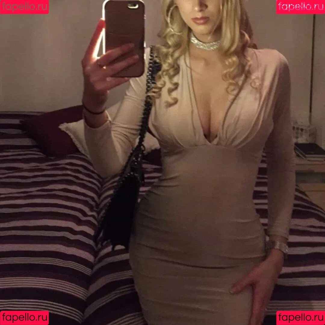 Holly Flintham Onlyfans Photo Gallery 