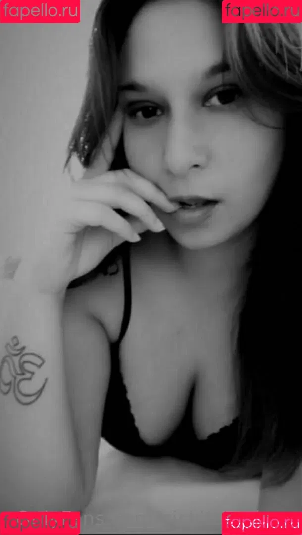 nickitamylove Onlyfans Photo Gallery 