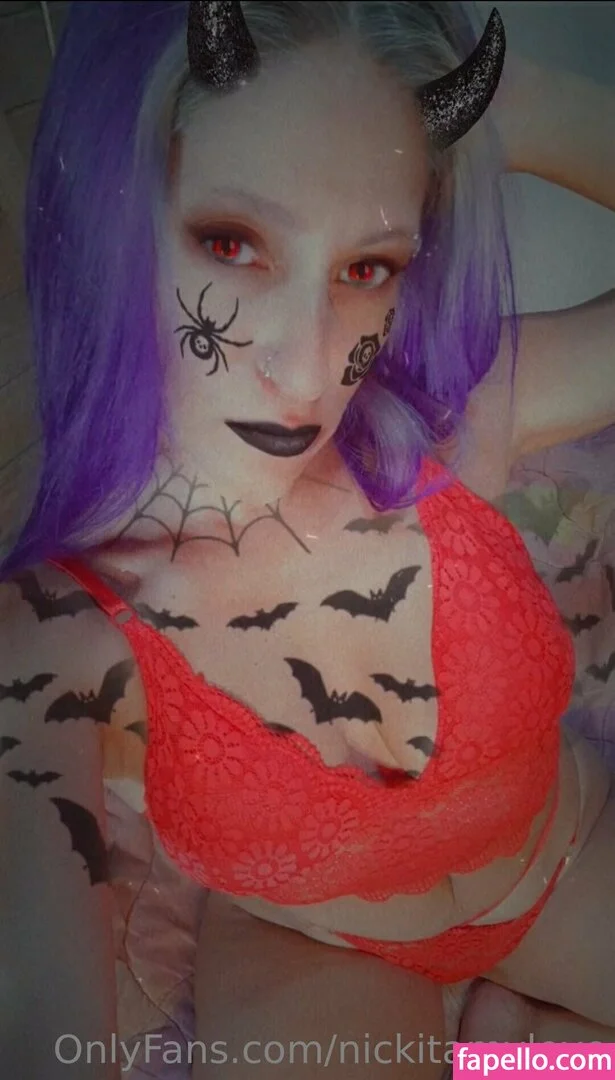 nickitamylove Onlyfans Photo Gallery 