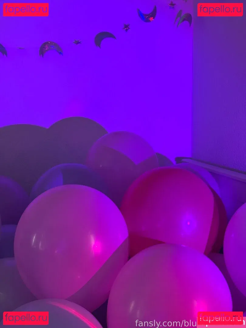 Blue_Mooncat Onlyfans Photo Gallery 