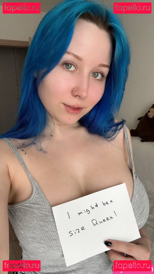 Blue_Mooncat Onlyfans Photo Gallery 