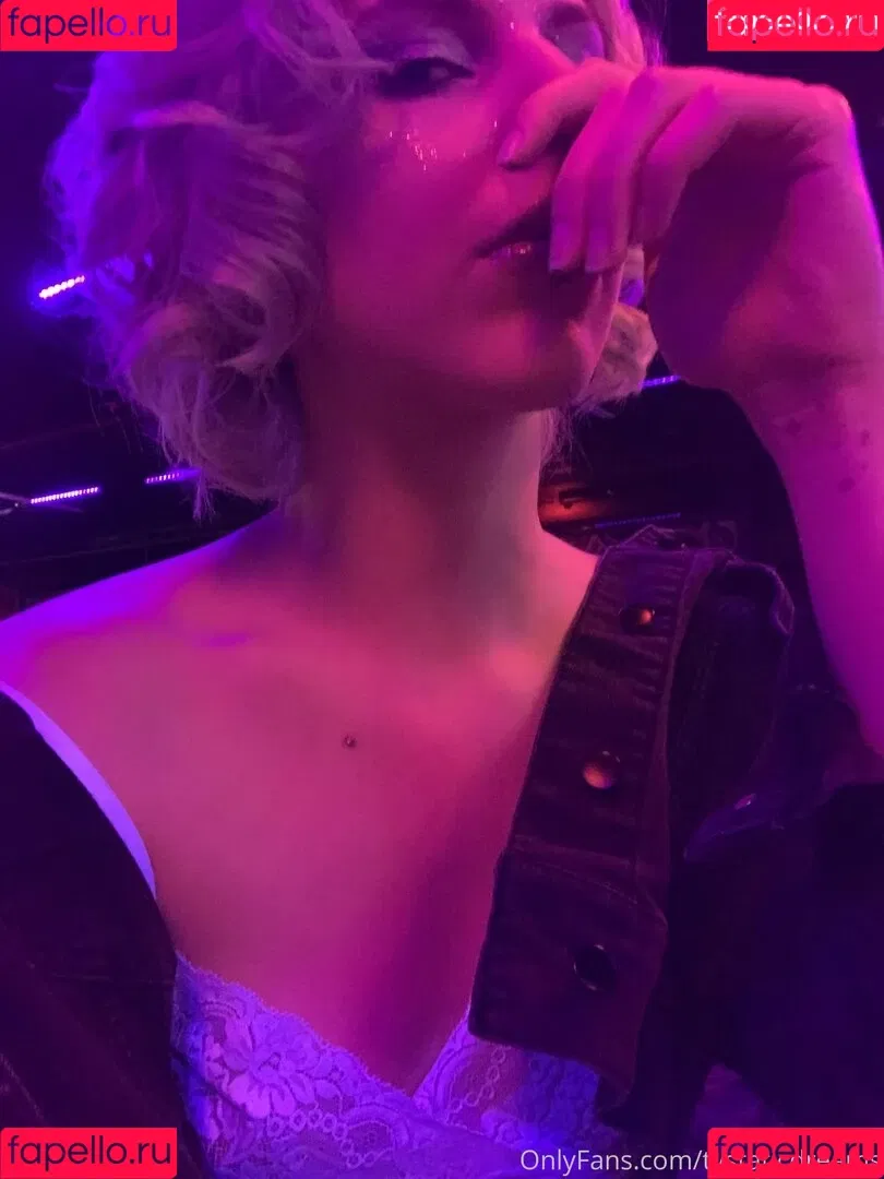 tvstaticdreams Onlyfans Photo Gallery 