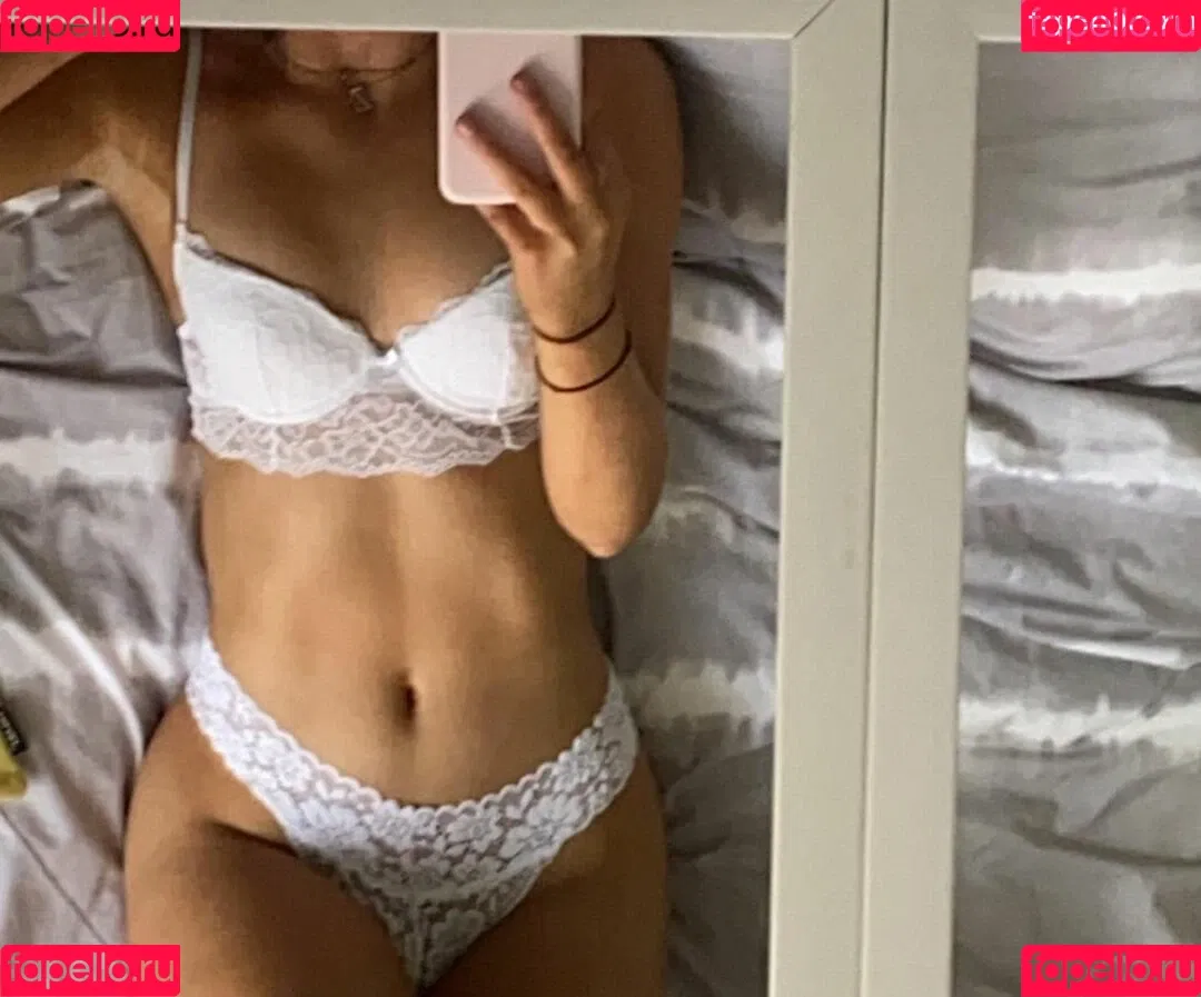 auntybre Onlyfans Photo Gallery 