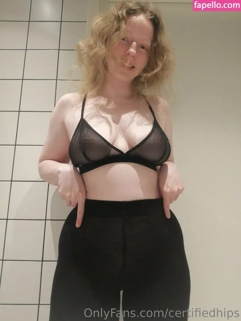 certifiedhips Onlyfans Photo Gallery 