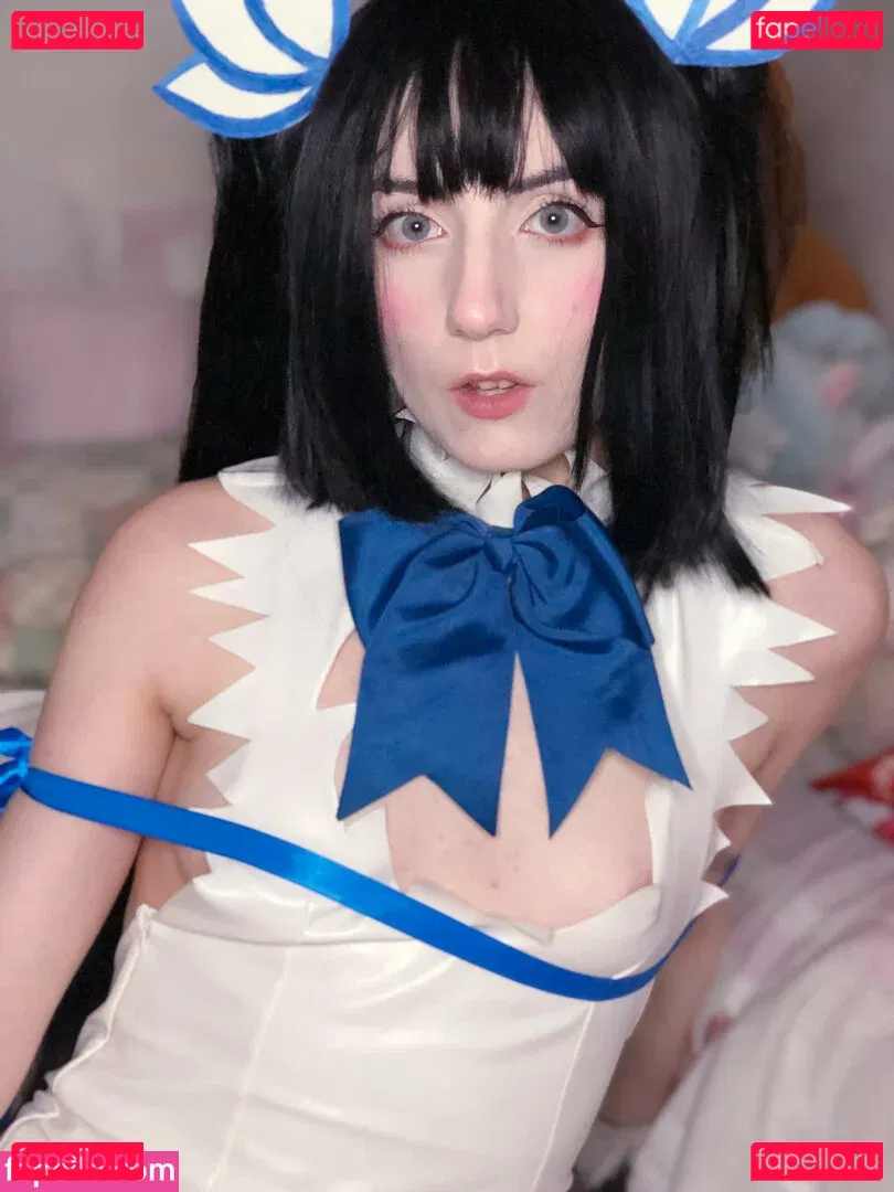 sluttytsundere Onlyfans Photo Gallery 