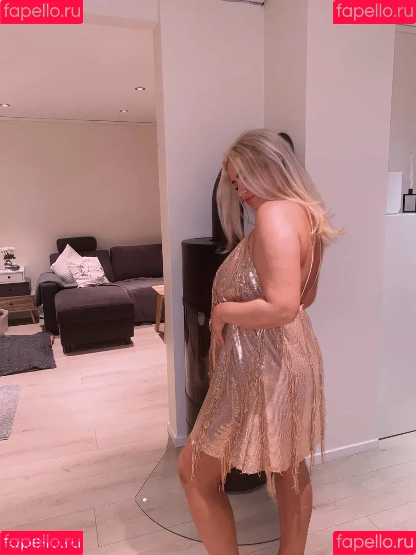 annabyknudsen Onlyfans Photo Gallery 