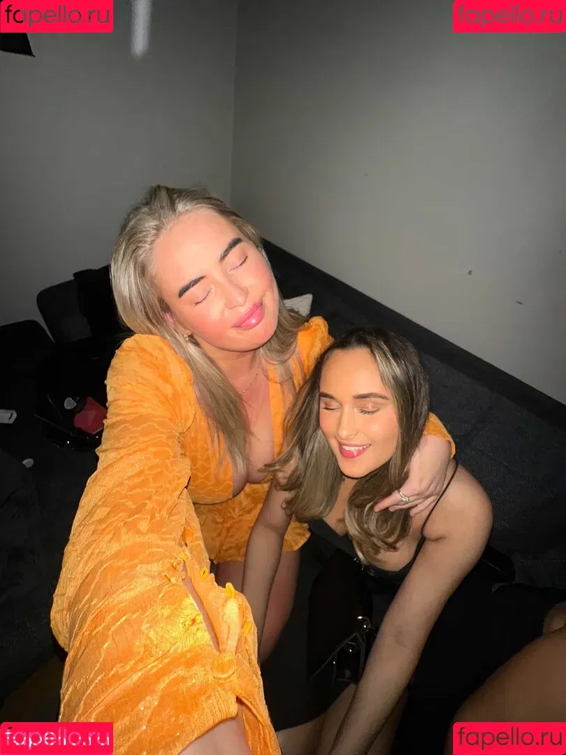 annabyknudsen Onlyfans Photo Gallery 