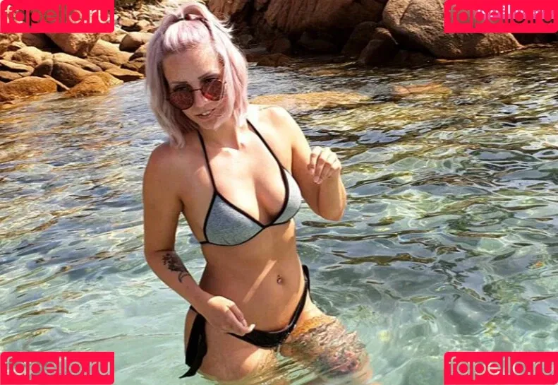 Angi.Unique Onlyfans Photo Gallery 