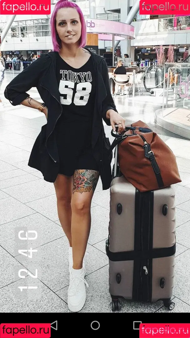 Angi.Unique Onlyfans Photo Gallery 
