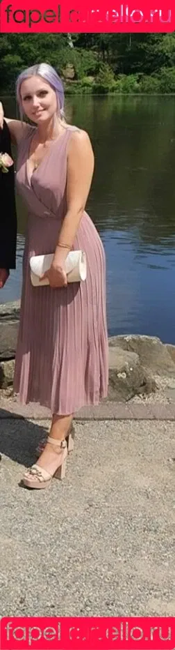 Angi.Unique Onlyfans Photo Gallery 