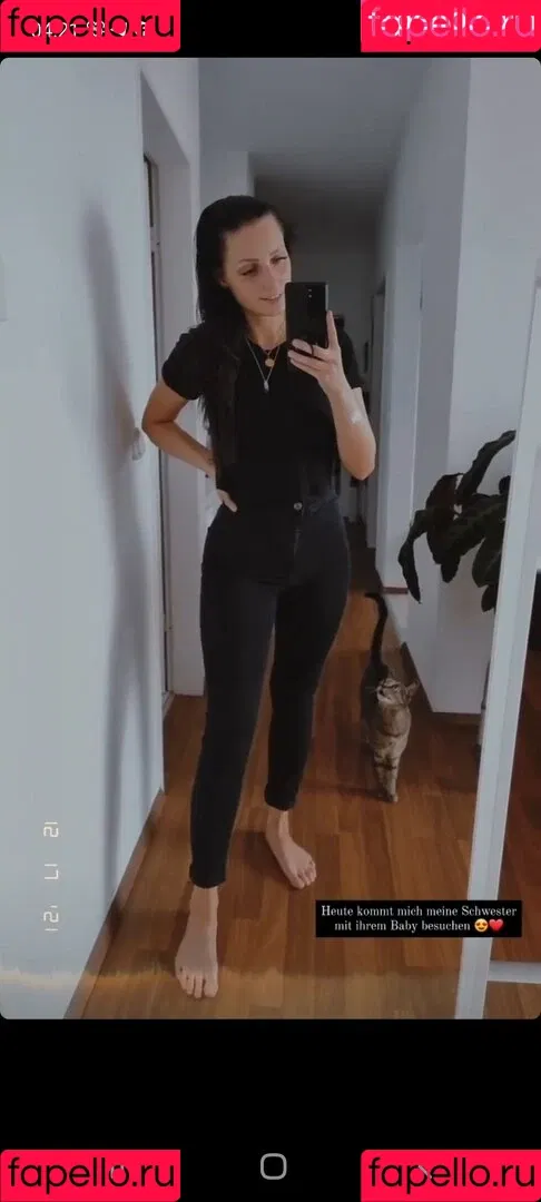 Angi.Unique Onlyfans Photo Gallery 