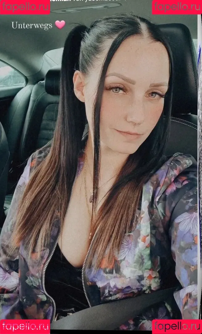 Angi.Unique Onlyfans Photo Gallery 