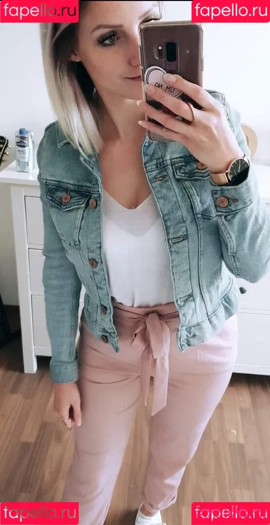Angi.Unique Onlyfans Photo Gallery 