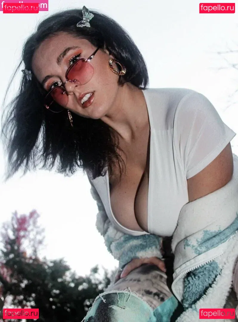 Zelda Adams Onlyfans Photo Gallery 