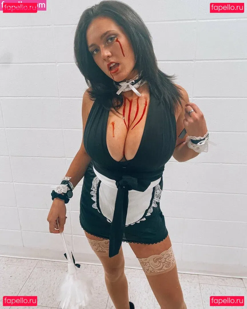 Zelda Adams Onlyfans Photo Gallery 