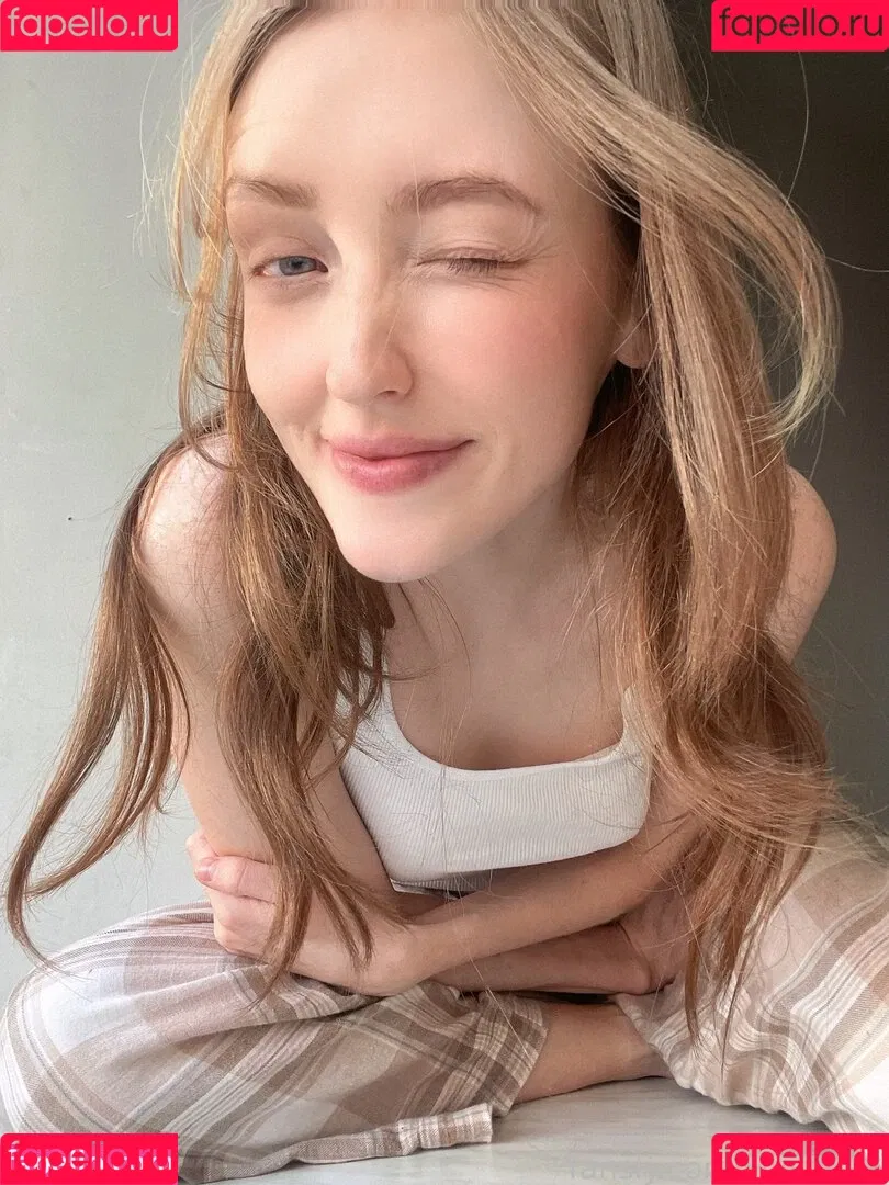 lilyishere Onlyfans Photo Gallery 
