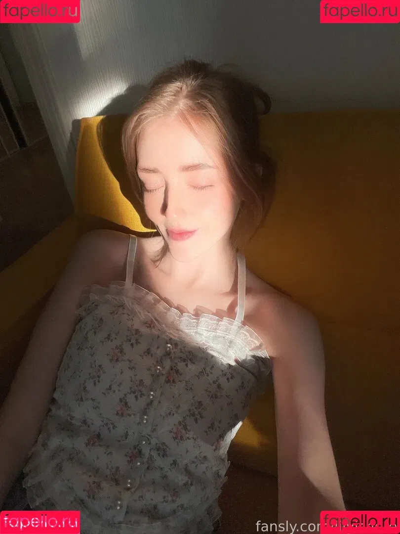 lilyishere Onlyfans Photo Gallery 