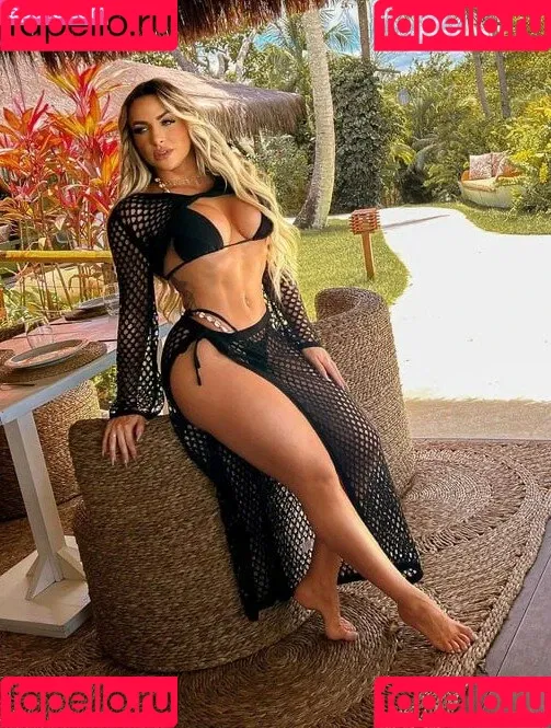 Thais Garcia Onlyfans Photo Gallery 